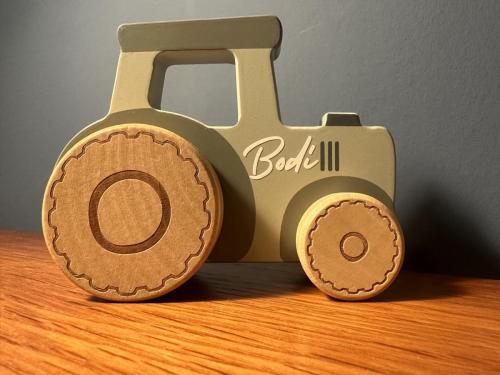 littledutch-tractor-bodi